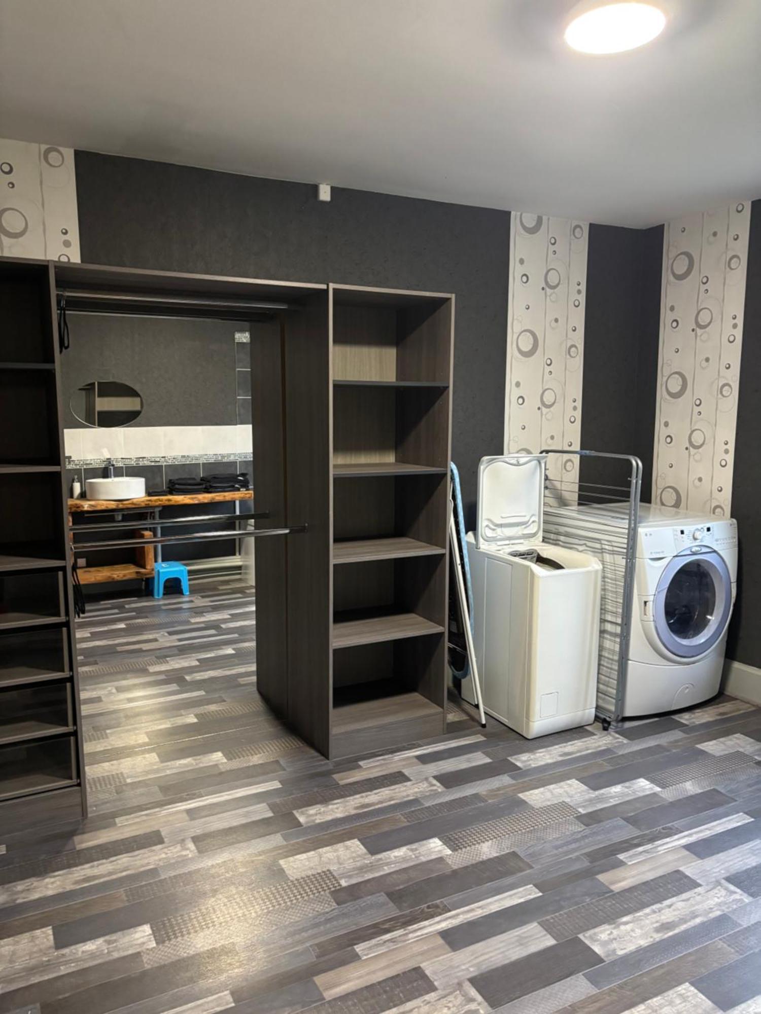 Gite 205 M2, 8Pers Piscine, Jacuzzi, Balneo Privatifs Vagney Eksteriør billede
